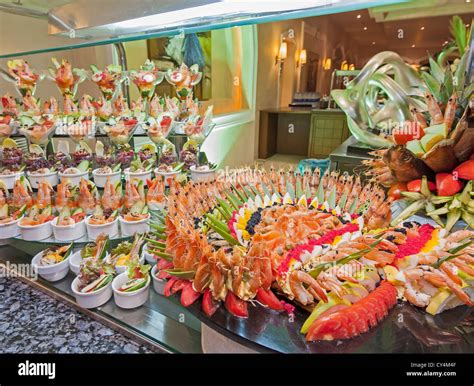 It's really a luxury buffet! .
